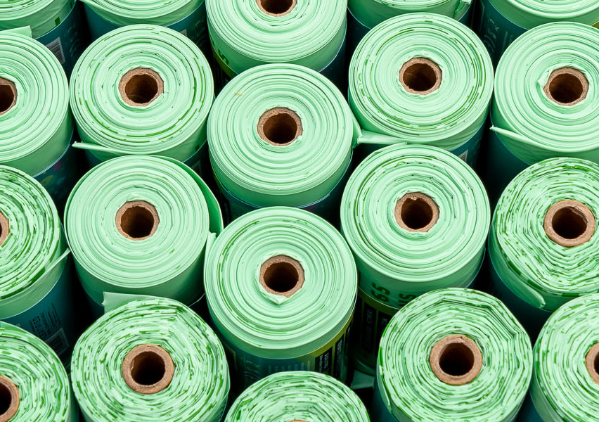 2L Compostable Dog Poop Bags – 9 Roll Box (225 Bags Per Roll) - Image 5